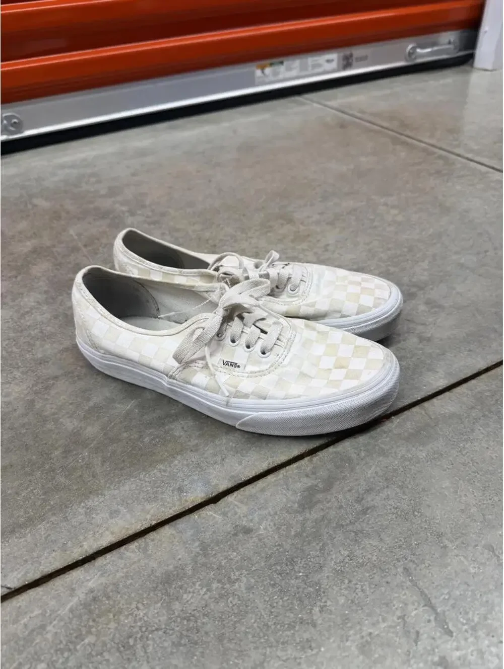 Vans authentic white checkerboard skate shoes size 8.5 MENS / 10 WOMENS